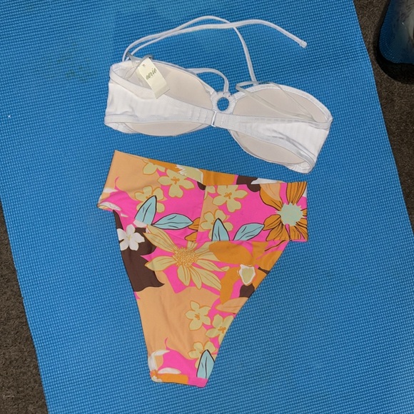 Aerie Banded High Cut Cheeky Bikini Bottom set top white & bikini floral… - Picture 4 of 16